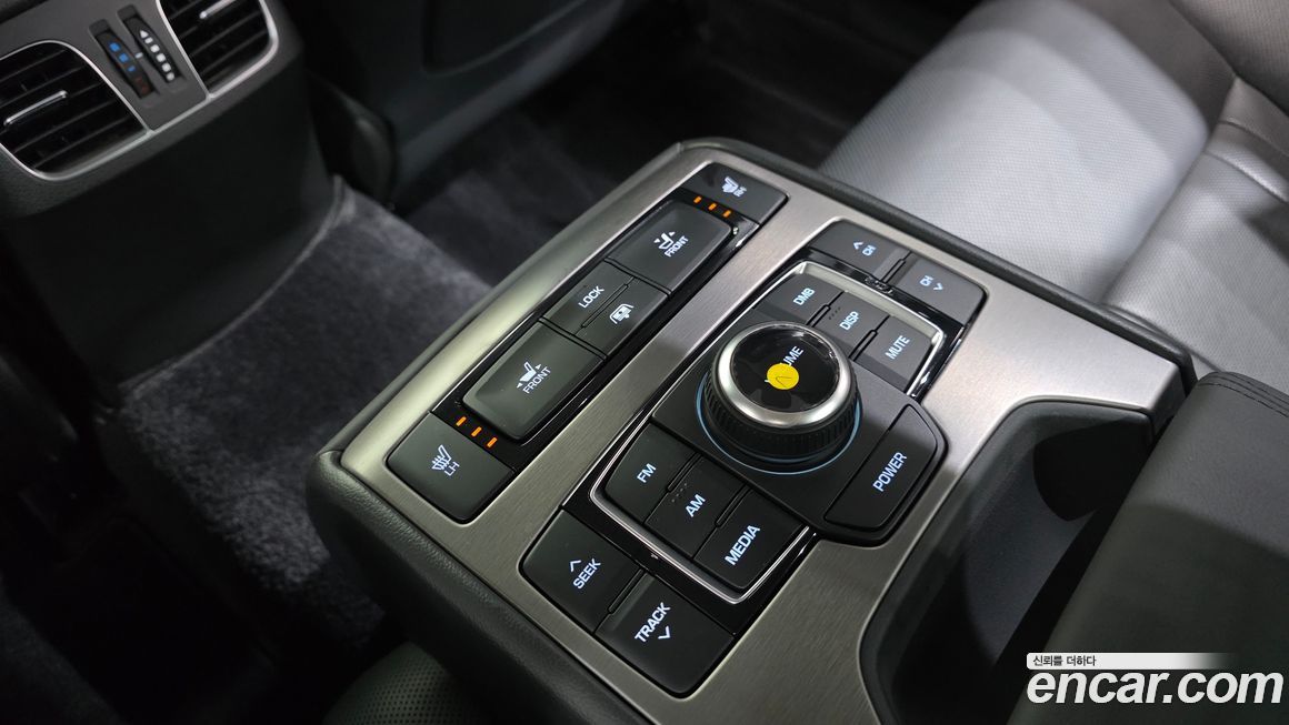 Hyundai Genesis 2014