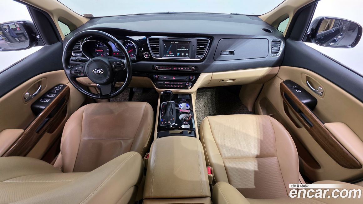 Kia Canival 2015