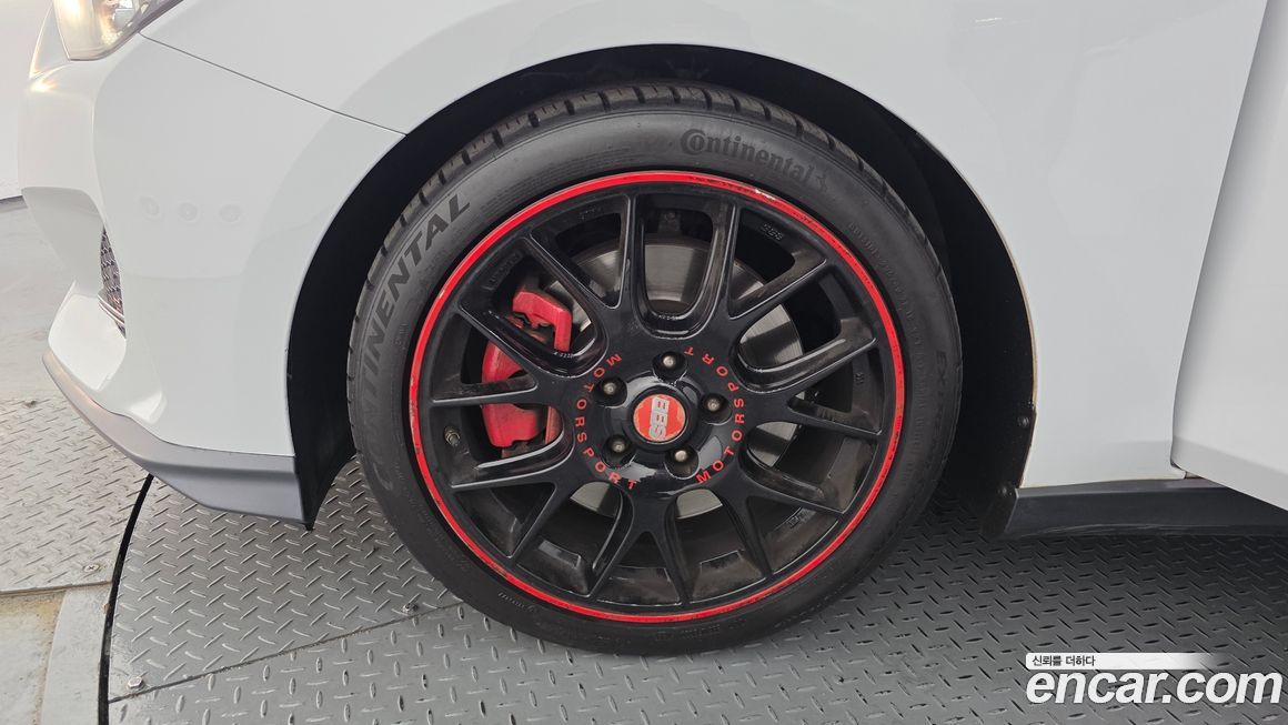 Hyundai Veloster 2019