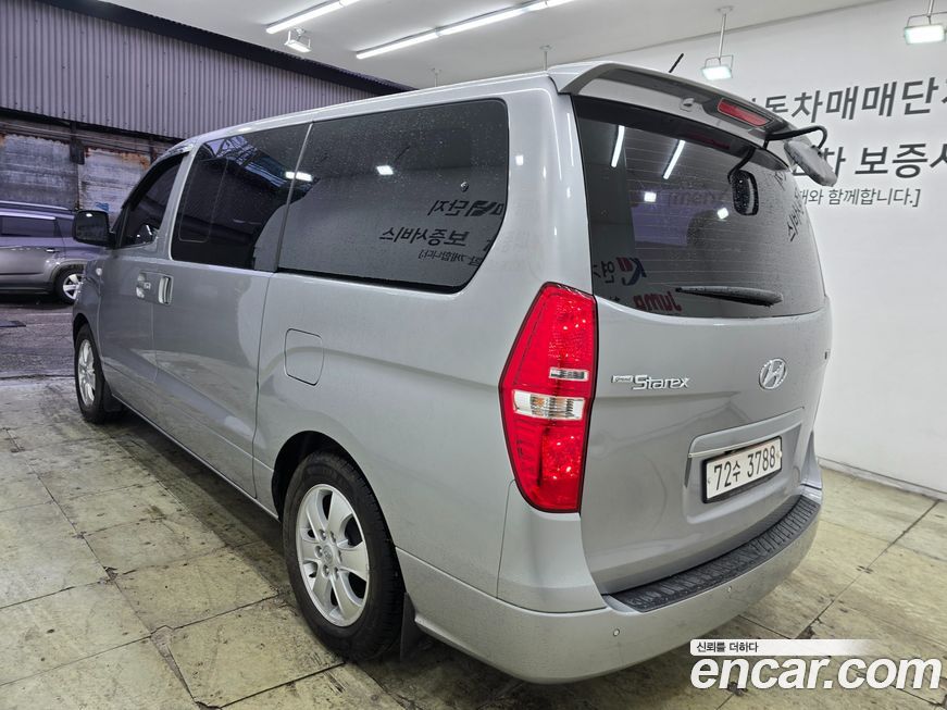 Hyundai Starex 2019