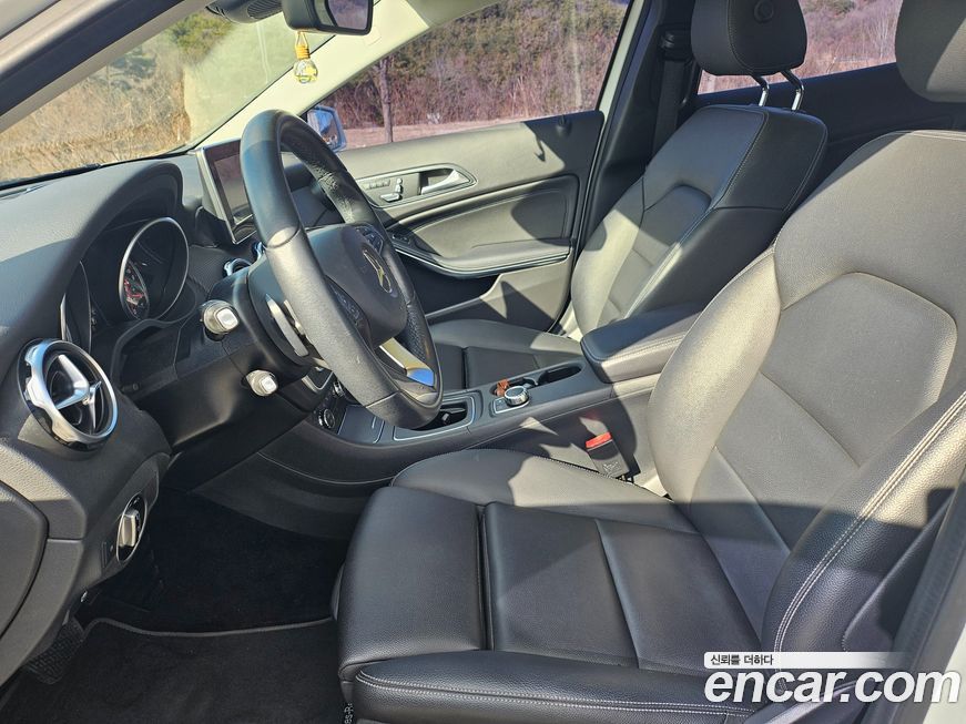 Mercedes-Benz GLA-Class 2018