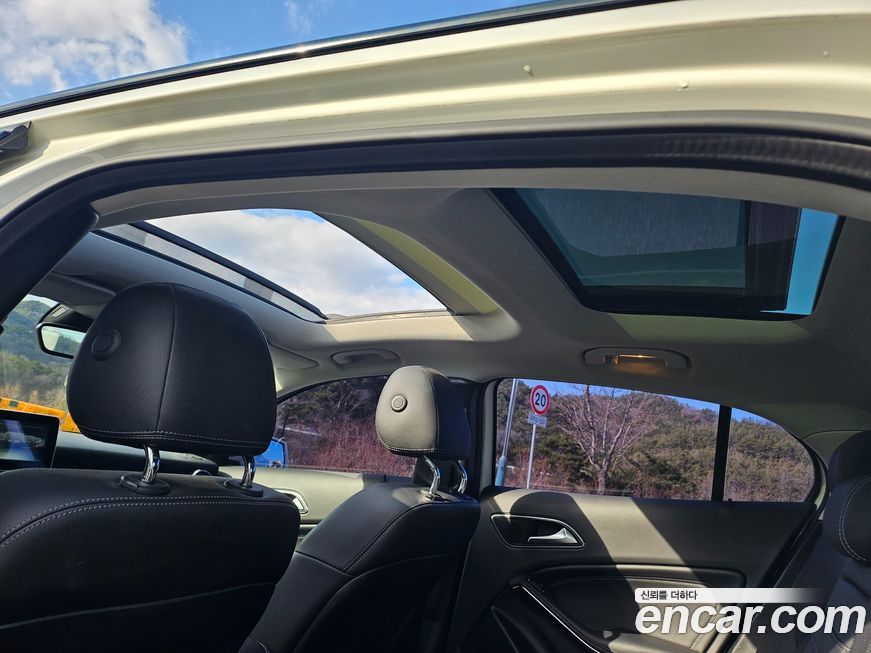 Mercedes-Benz GLA-Class 2018