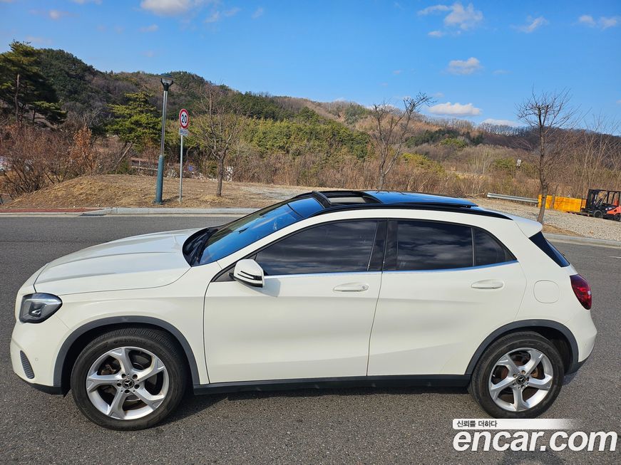 Mercedes-Benz GLA-Class 2018