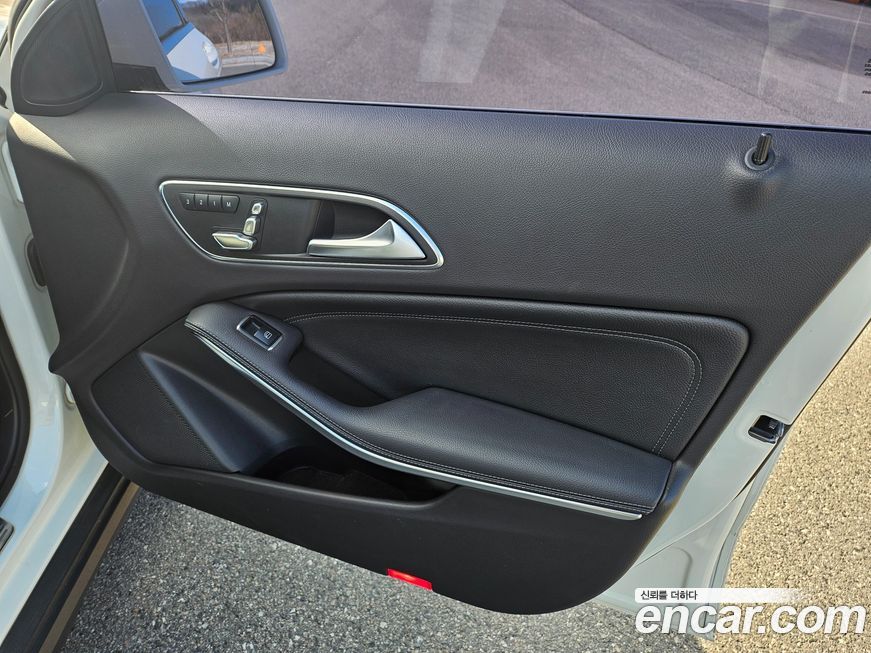 Mercedes-Benz GLA-Class 2018