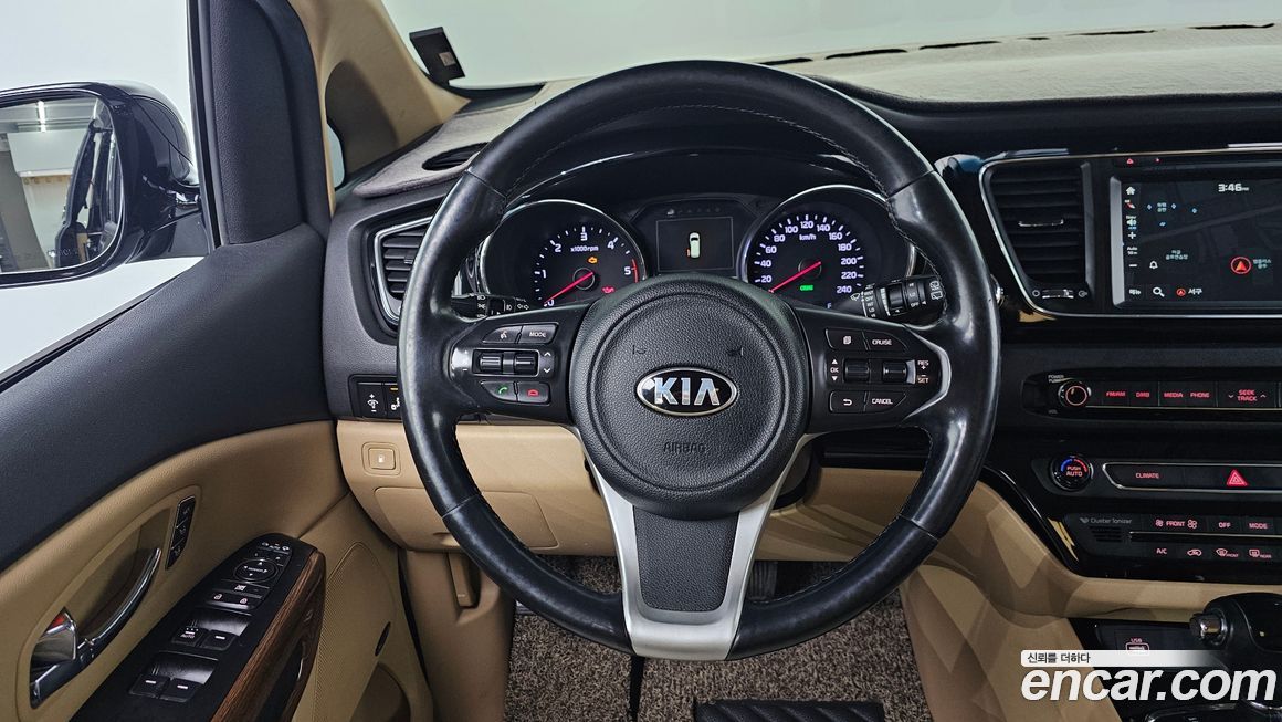 Kia Canival 2016