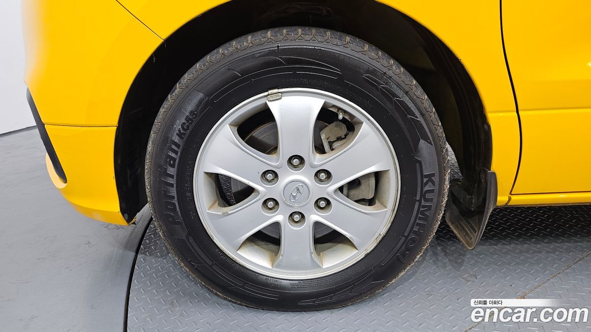 Hyundai Starex 2019