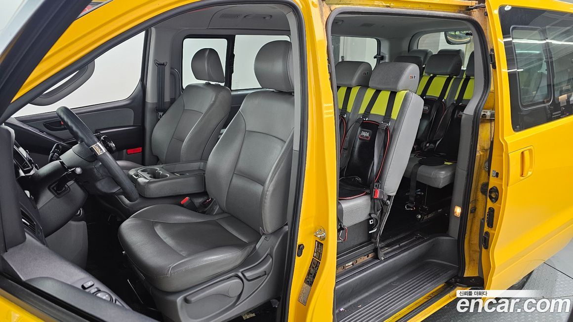 Hyundai Starex 2019