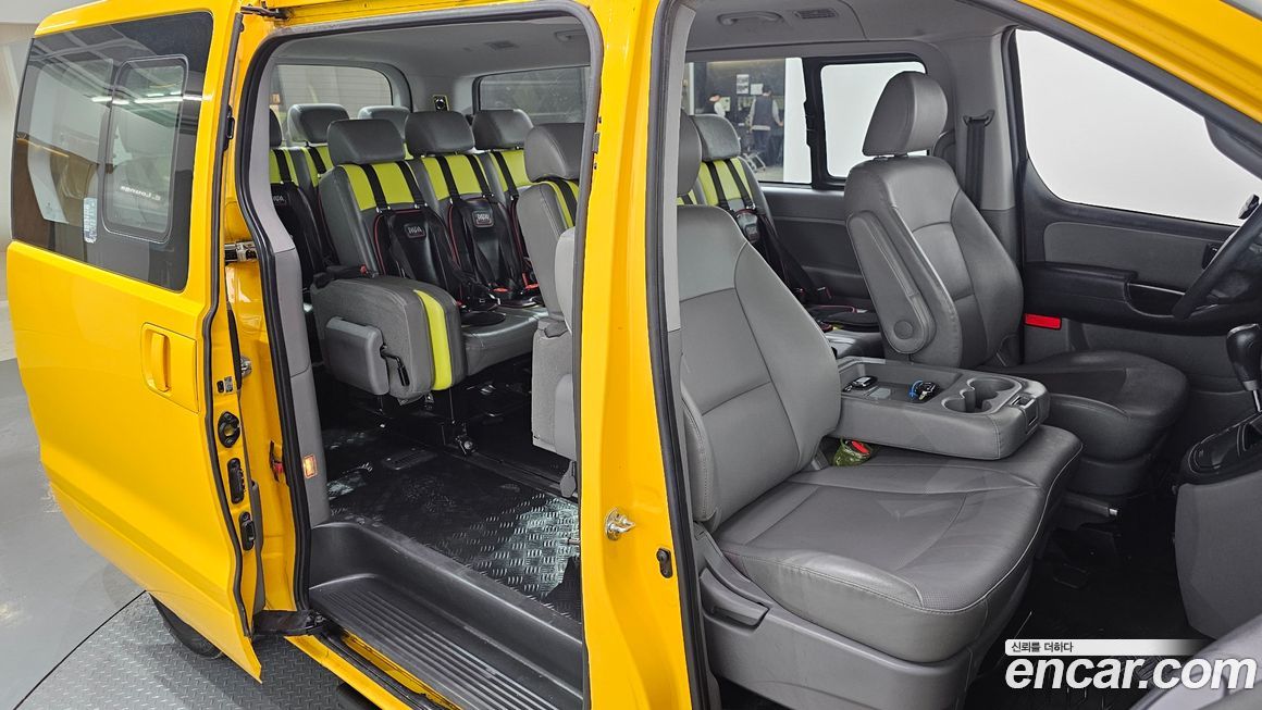 Hyundai Starex 2019