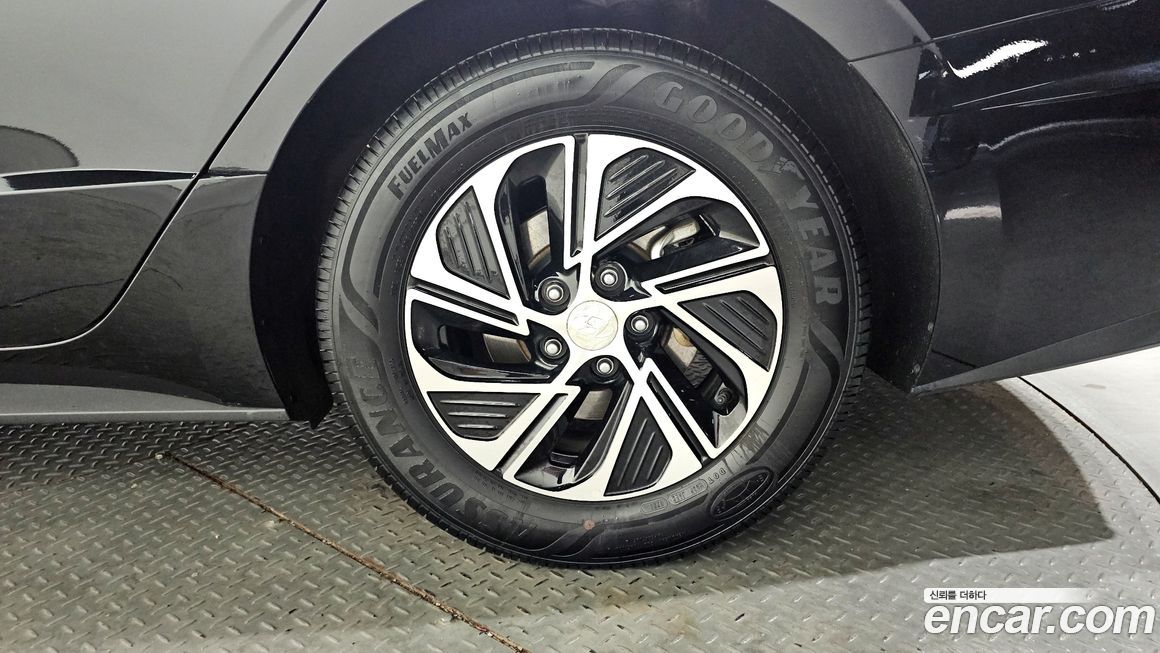 Hyundai Sonata 2022