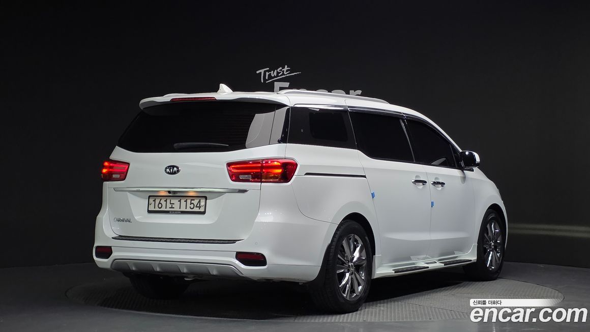 Kia Canival 2019