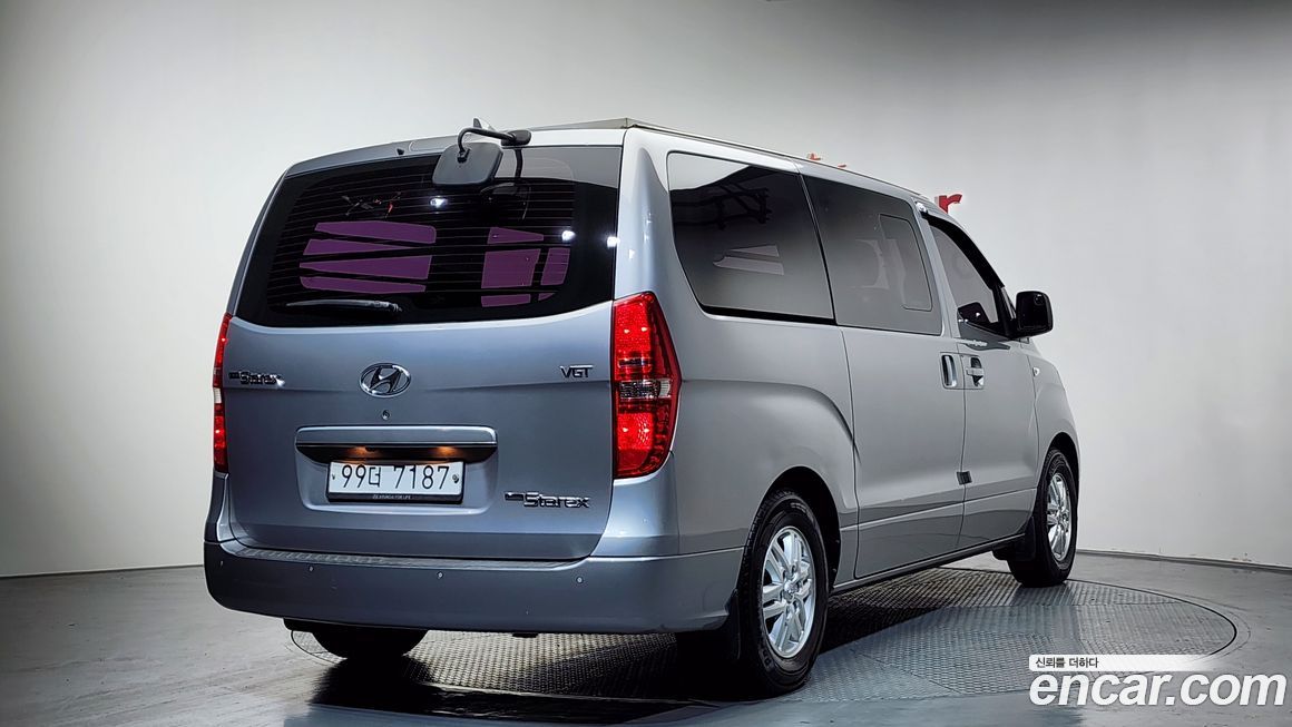 Hyundai Starex 2019