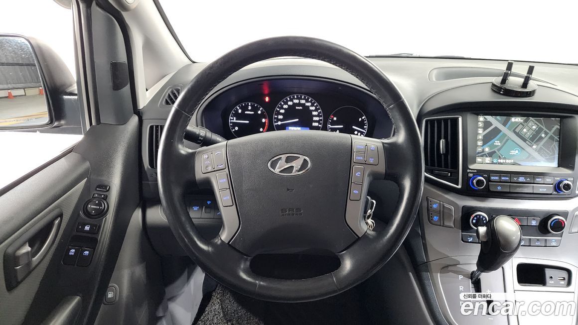 Hyundai Starex 2019