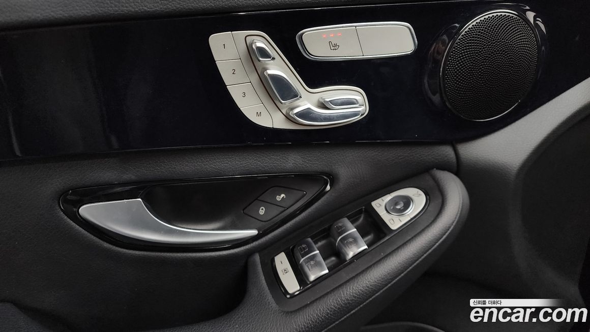 Mercedes-Benz C-Class 2017