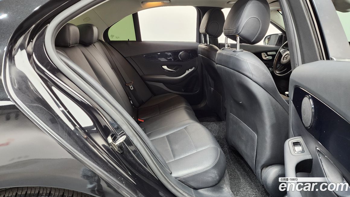 Mercedes-Benz C-Class 2017
