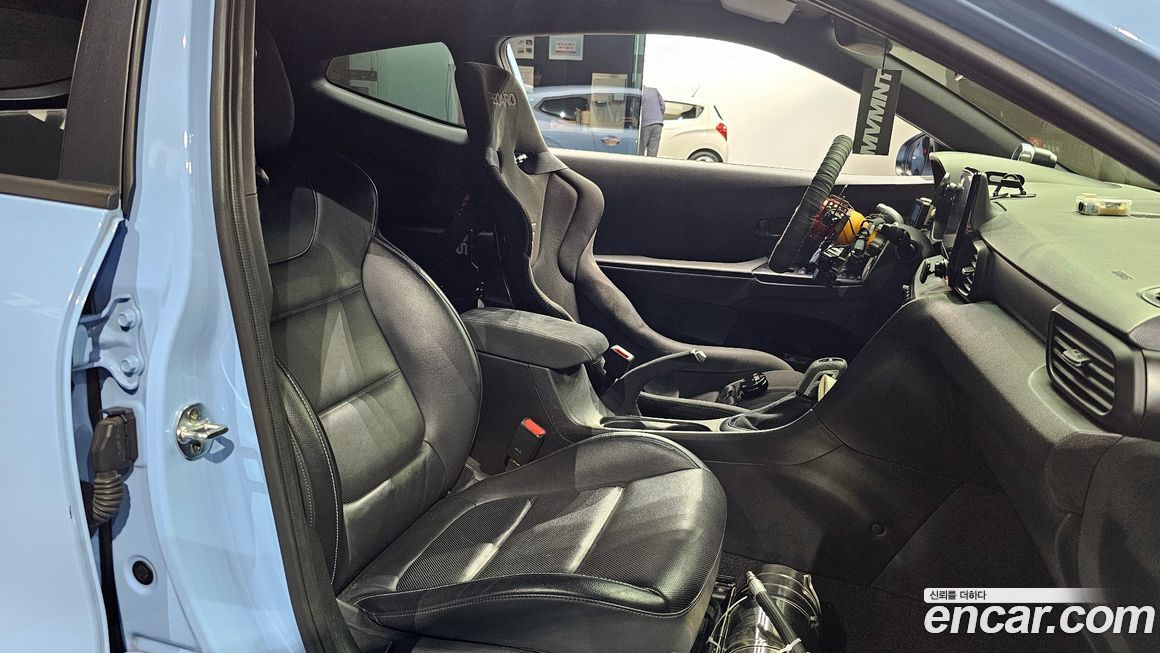 Hyundai Veloster 2021