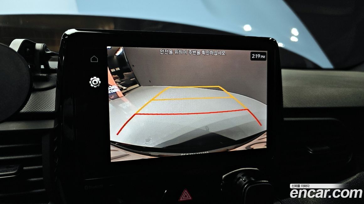 Hyundai Veloster 2021