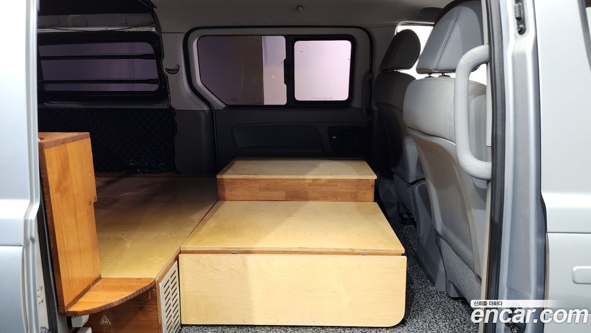 Hyundai Starex 2019