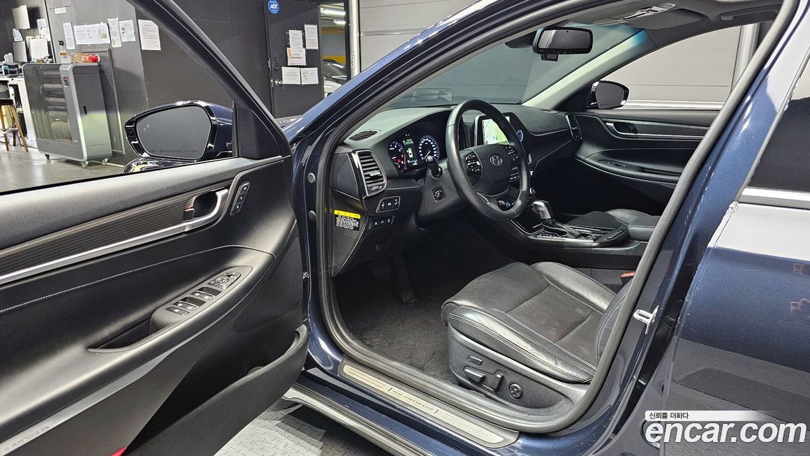 Hyundai Grandeur 2017