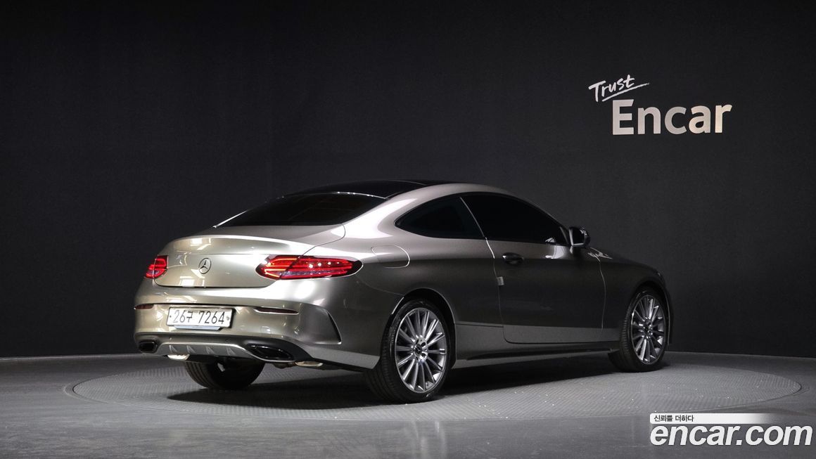 Mercedes-Benz C-Class 2017