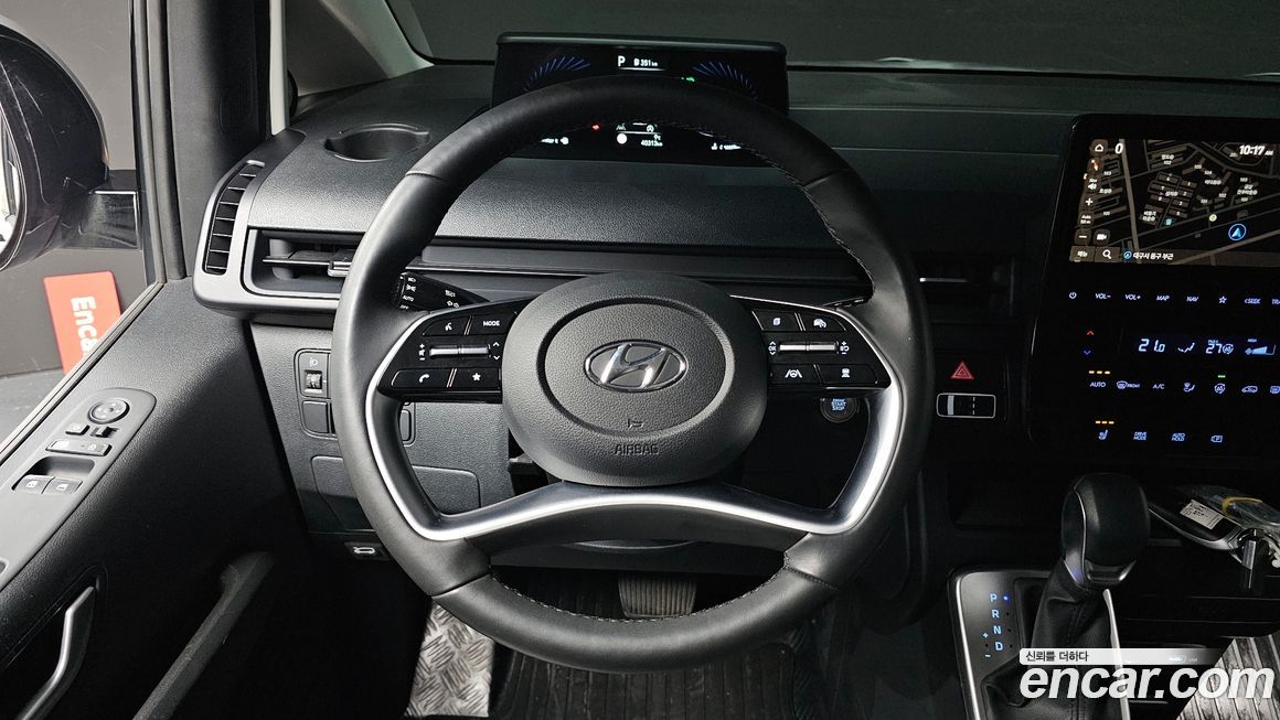 Hyundai Staria 2024