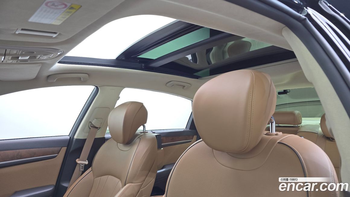 Hyundai Genesis 2016