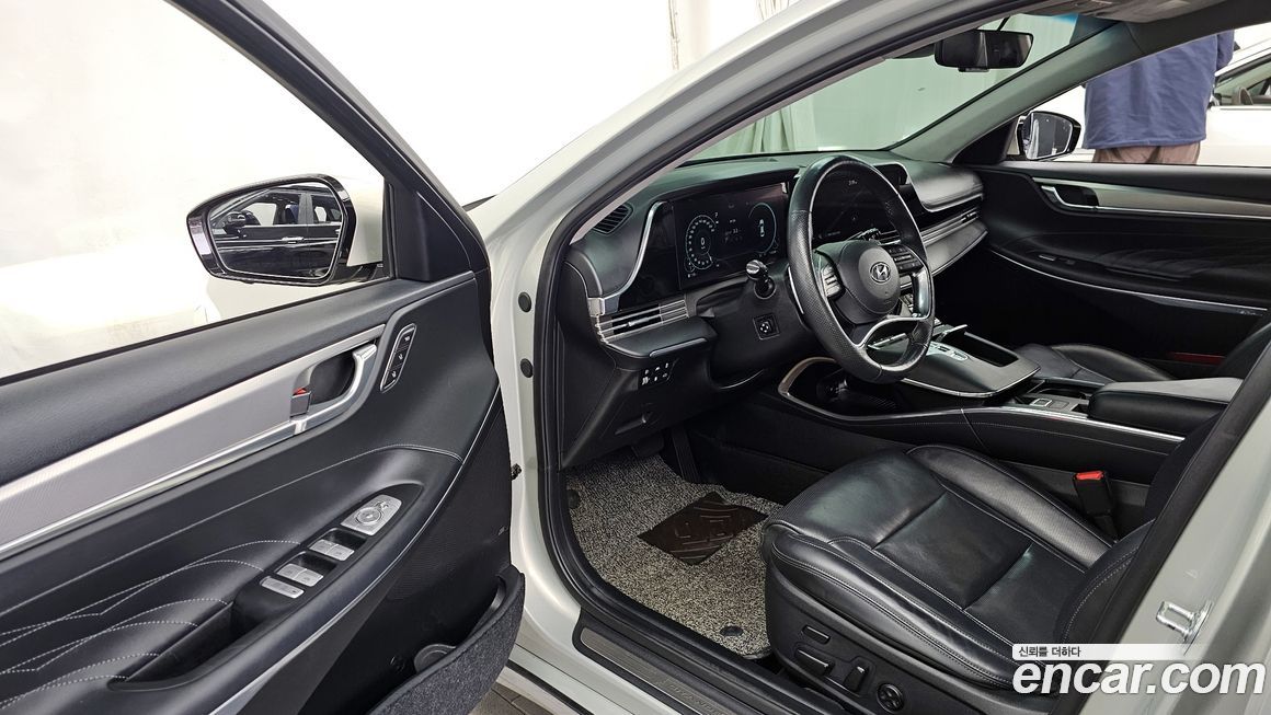 Hyundai Grandeur 2020