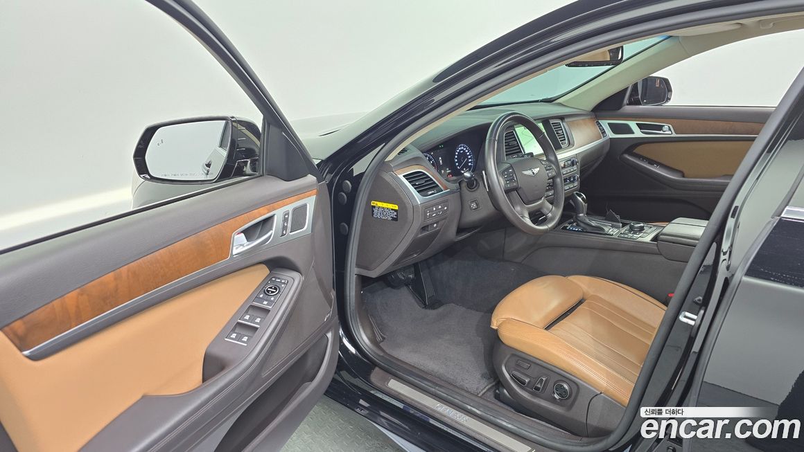 Hyundai Genesis 2016