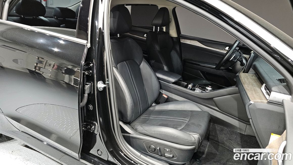 Kia K5 2023