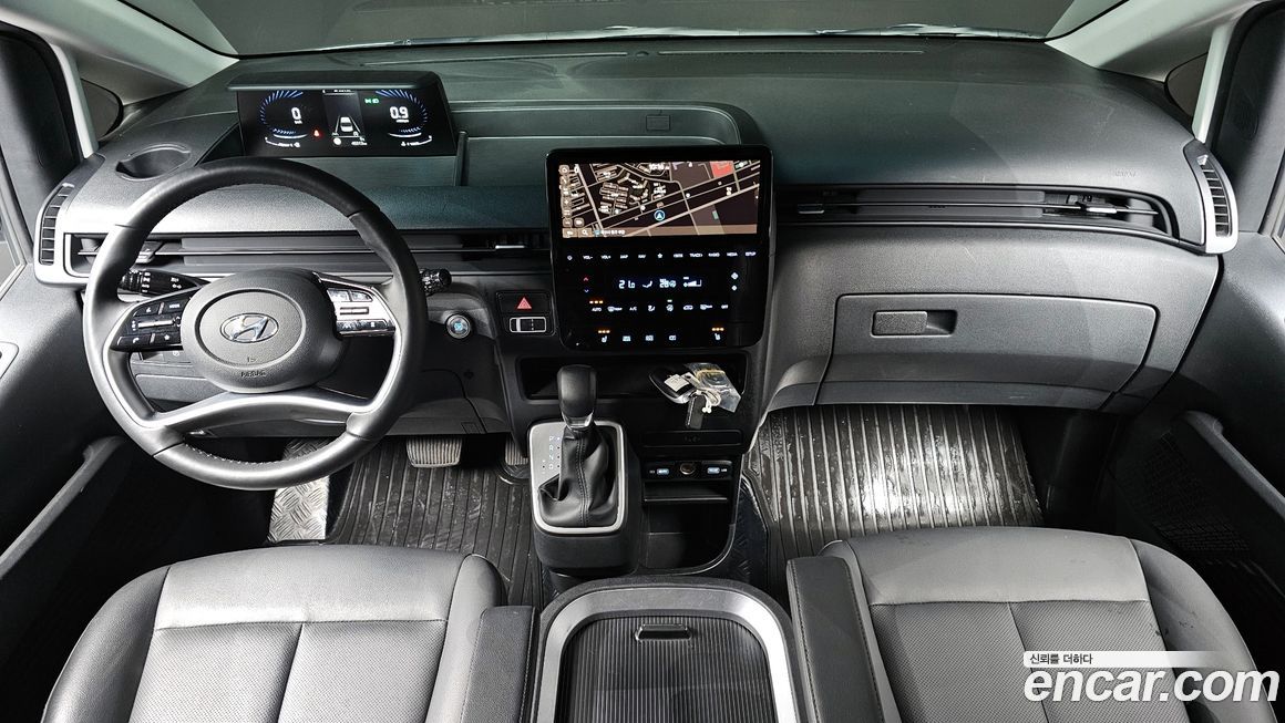Hyundai Staria 2024