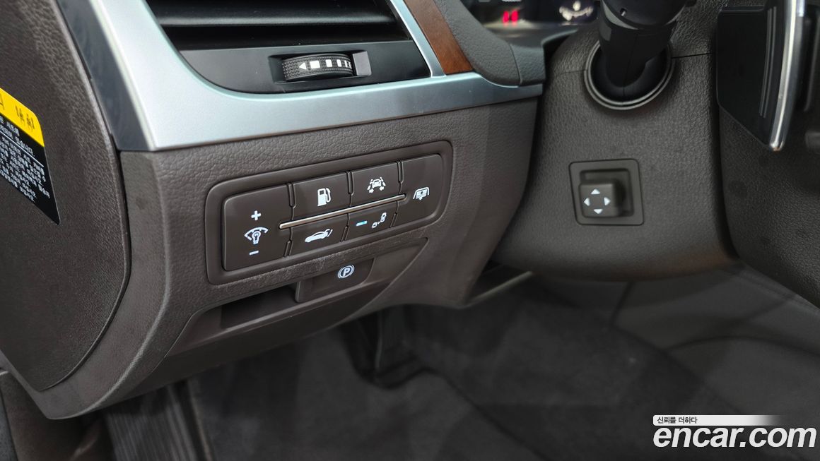 Hyundai Genesis 2016