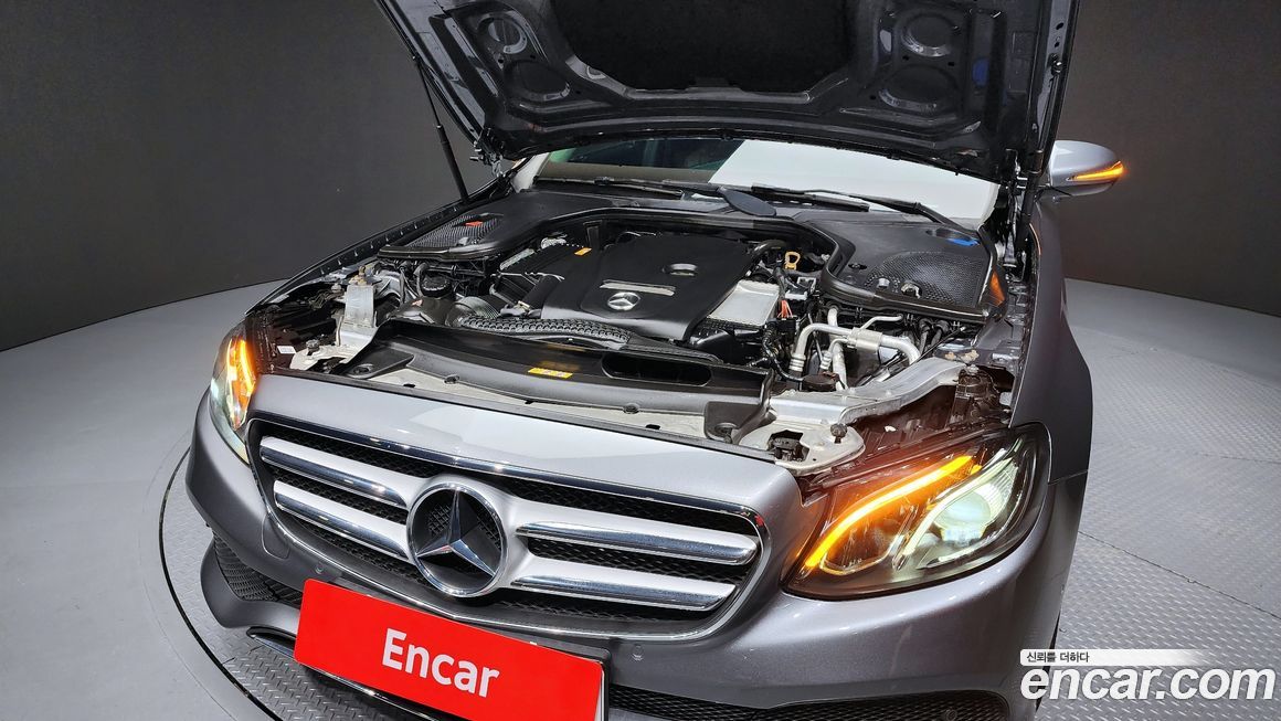 Mercedes-Benz E-Class 2019