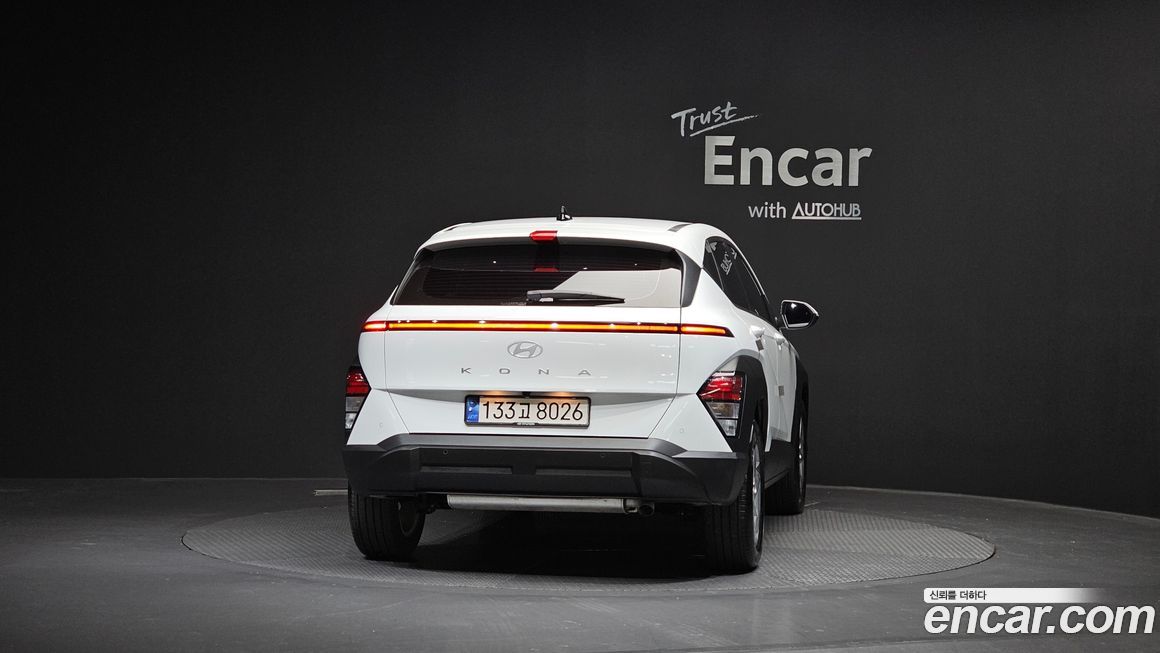 Hyundai Kona 2025