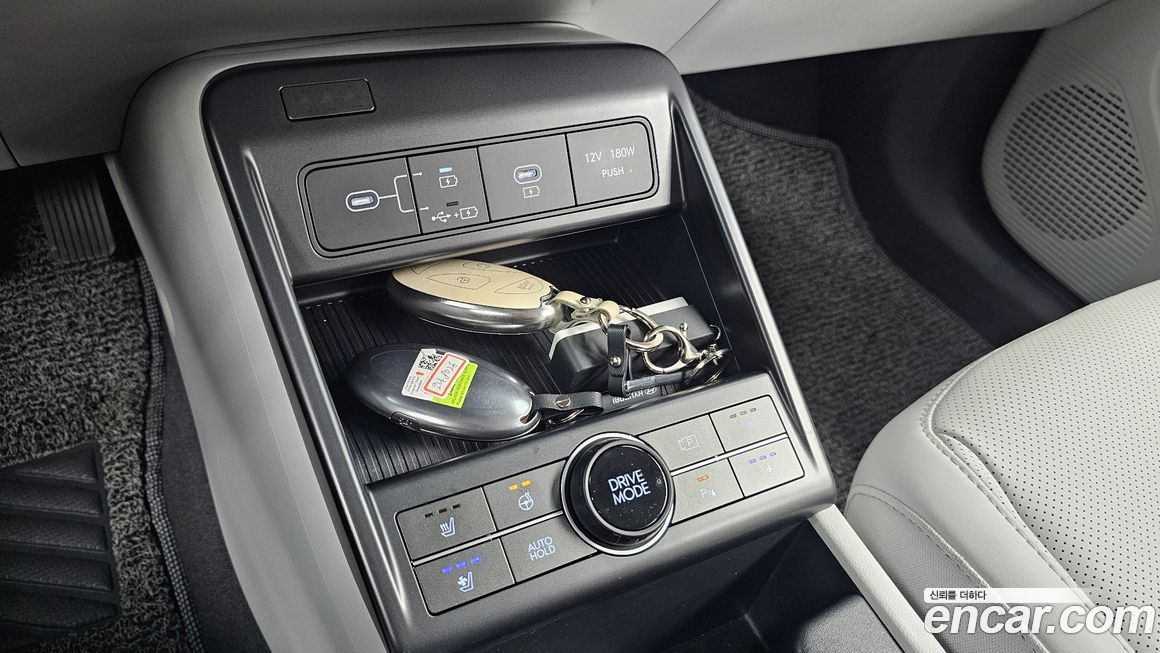 Hyundai Kona 2025