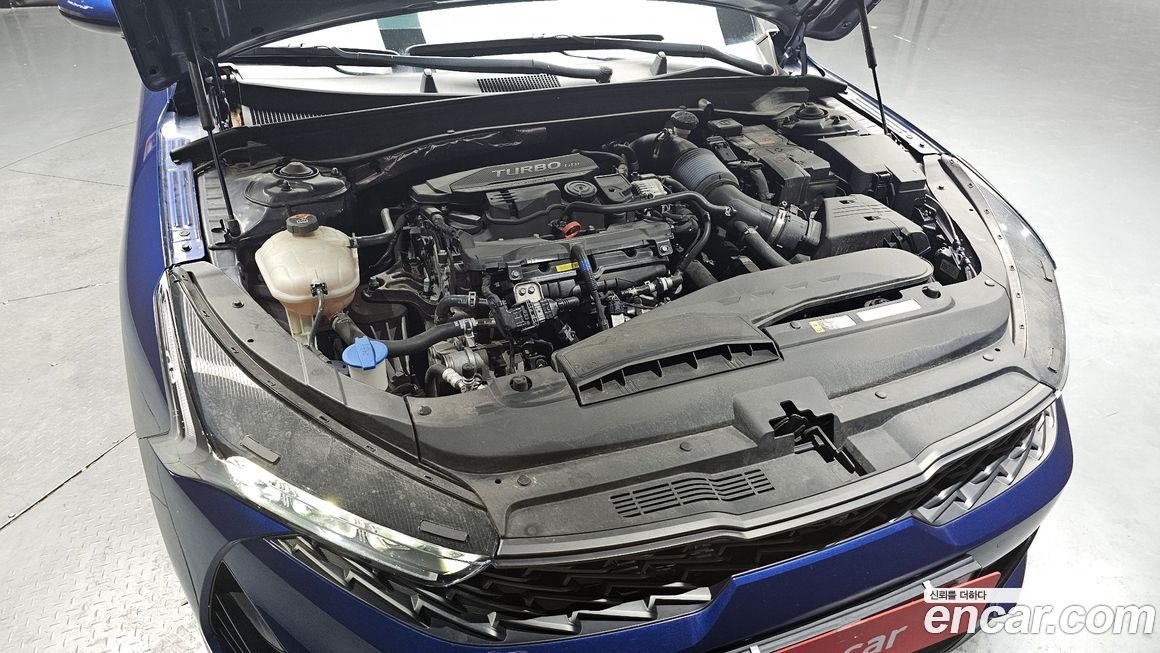 Kia K5 2023