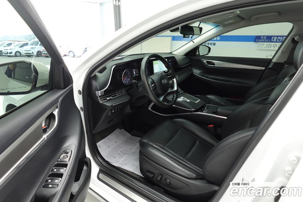 Hyundai Grandeur 2021