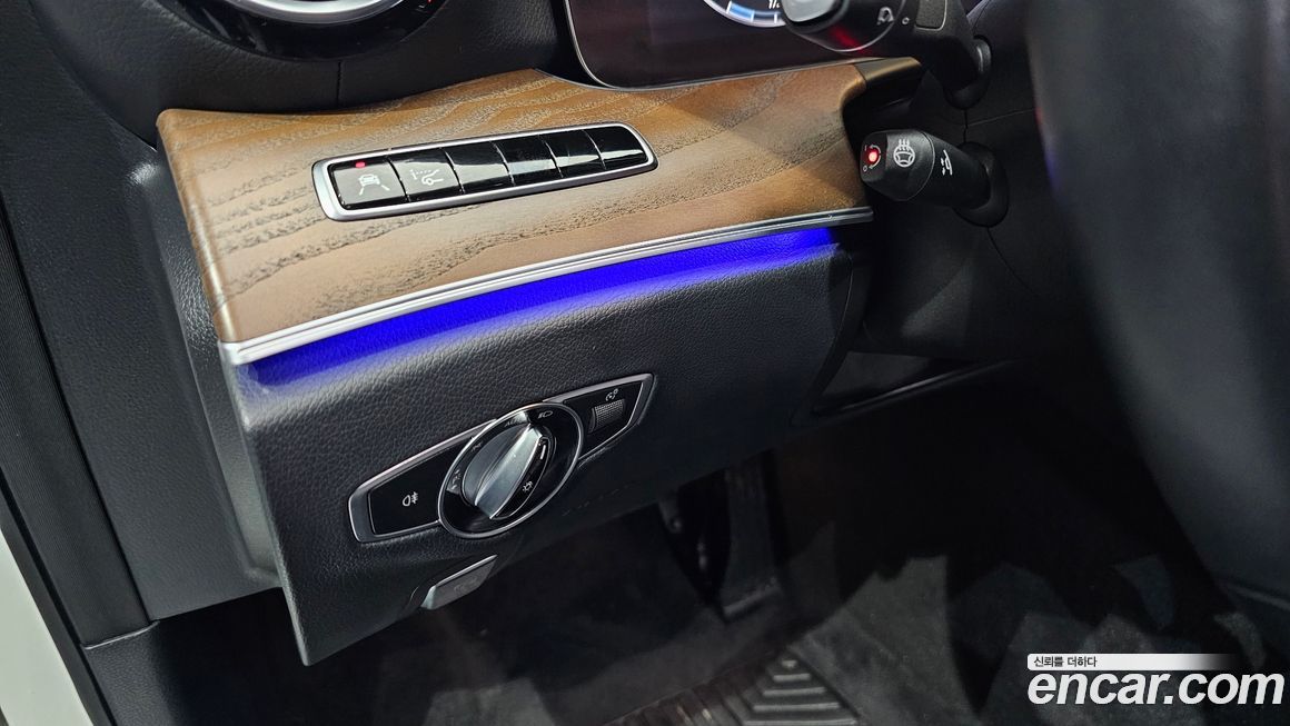 Mercedes-Benz E-Class 2019