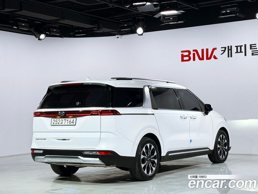 Kia Canival 2021
