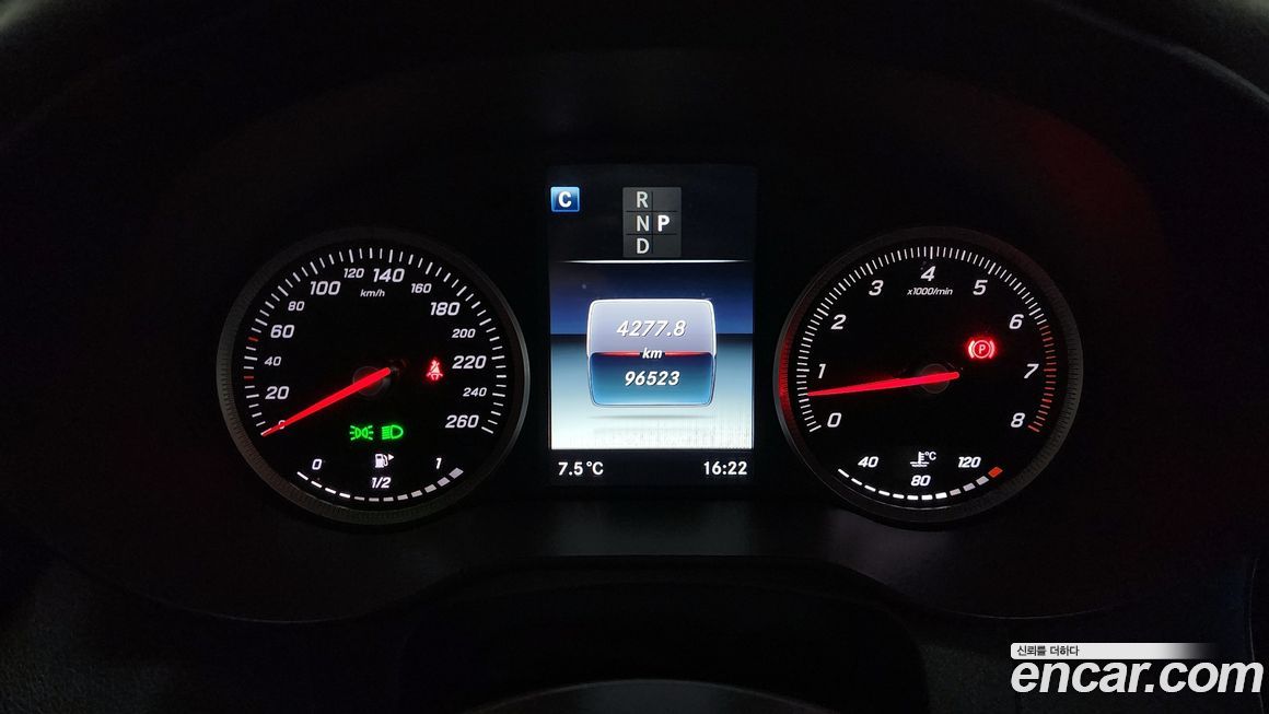 Mercedes-Benz GLC-Class 2019