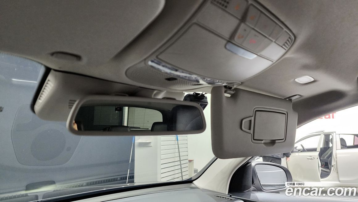 Mercedes-Benz GLC-Class 2019