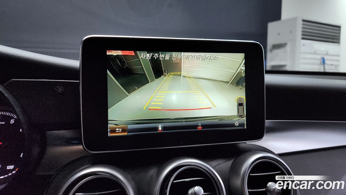 Mercedes-Benz GLC-Class 2019