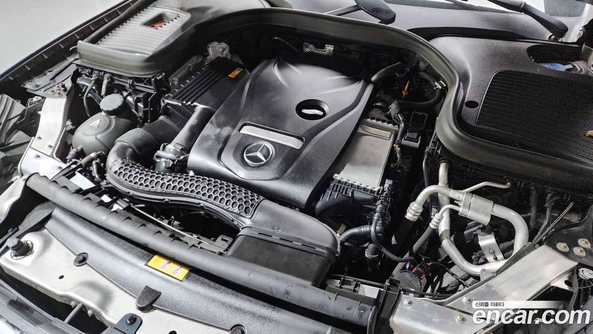 Mercedes-Benz GLC-Class 2019