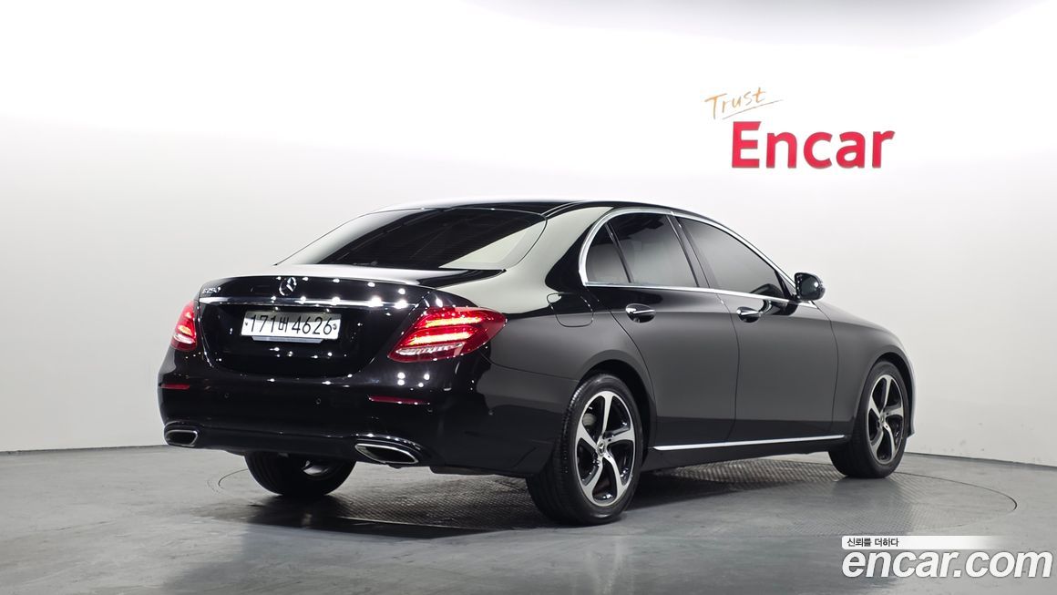 Mercedes-Benz E-Class 2020