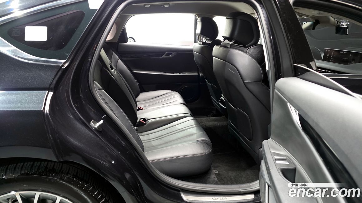 Genesis G80 2021