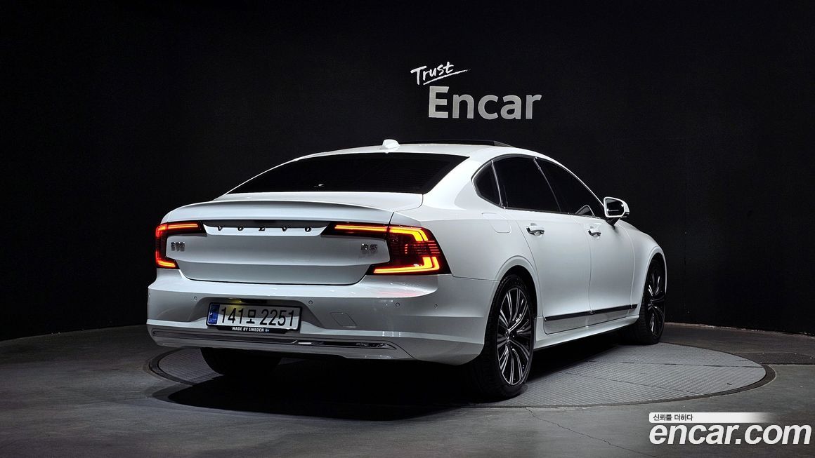 Volvo S90 2021