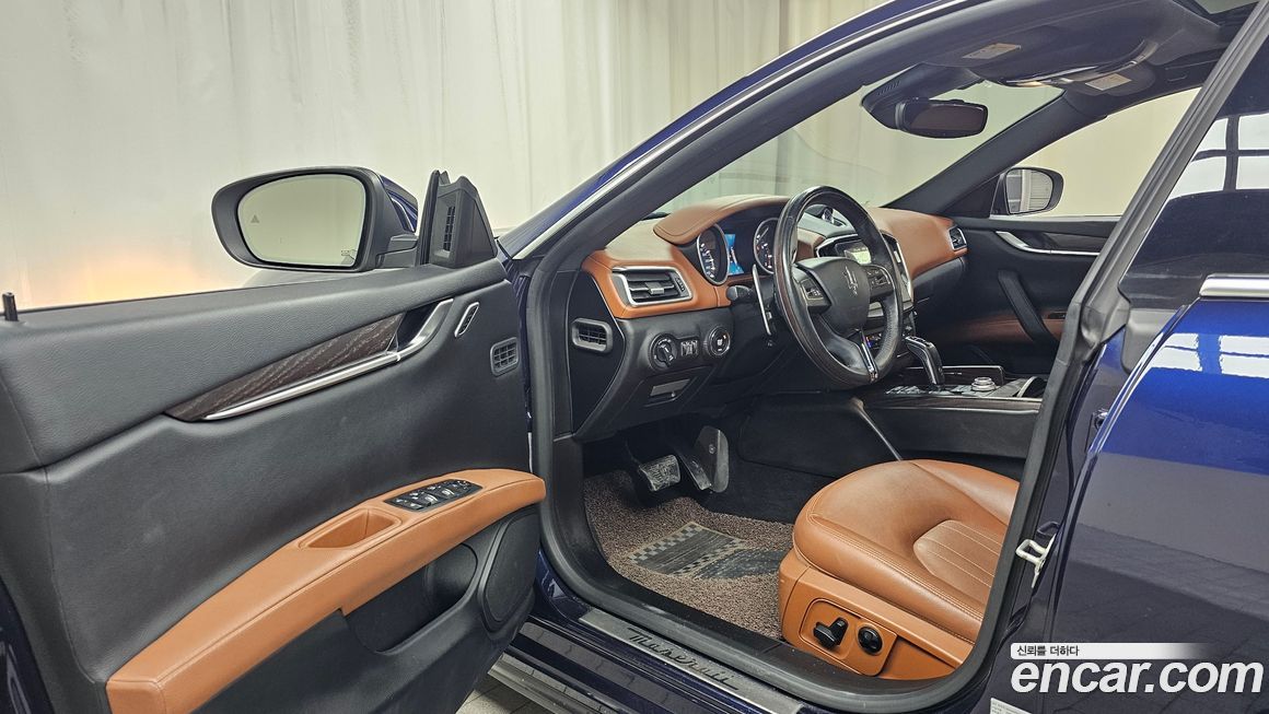 Maserati Ghibli 2019