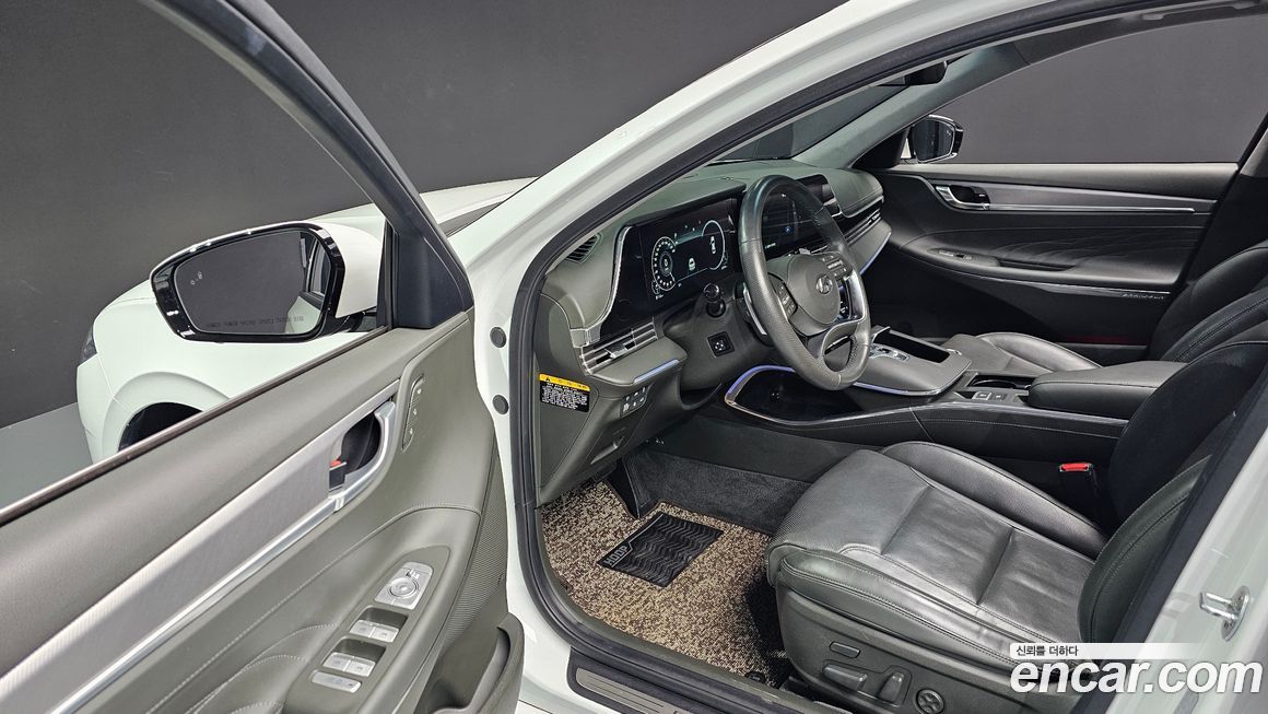 Hyundai Grandeur 2020