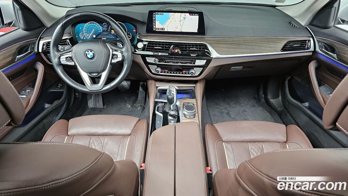 BMW 5-Series 2019