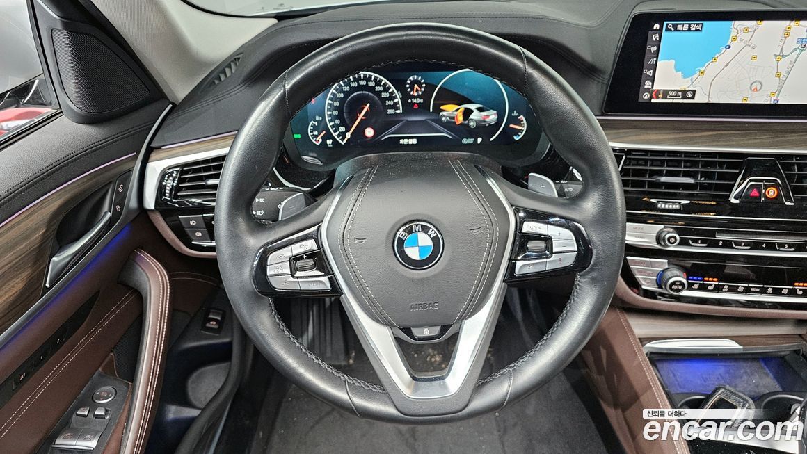 BMW 5-Series 2019
