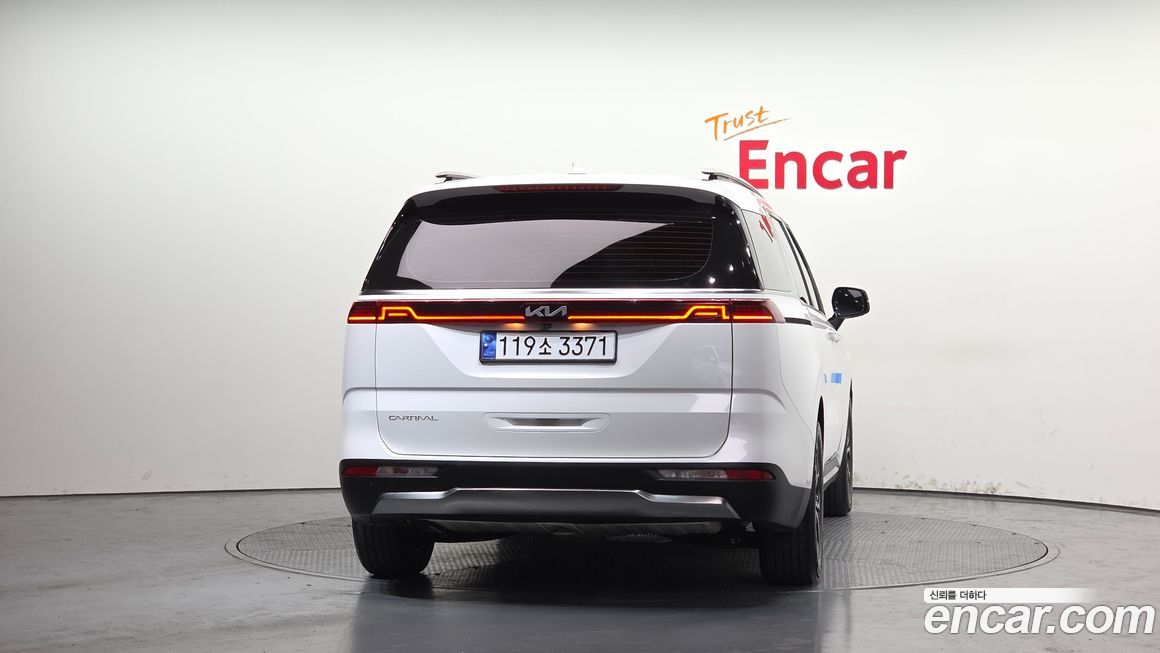 Kia Canival 2023