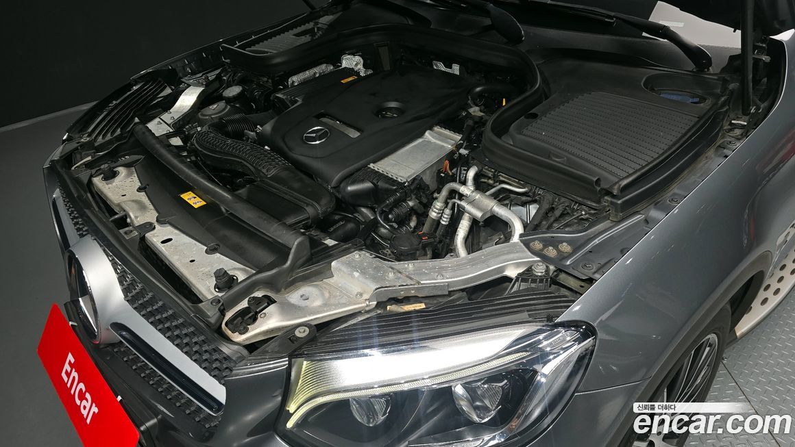 Mercedes-Benz GLC-Class 2019